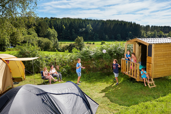 Camping in Belgien mit Rangerhütte für Kinder